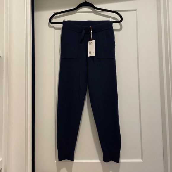Quince Cashmere Navy Sweatpants Size 10 Kids - Picture 2 of 8